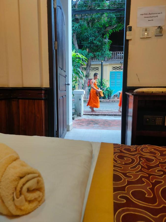 Lotus Corner - Heritage B&B Luang Prabang Dış mekan fotoğraf