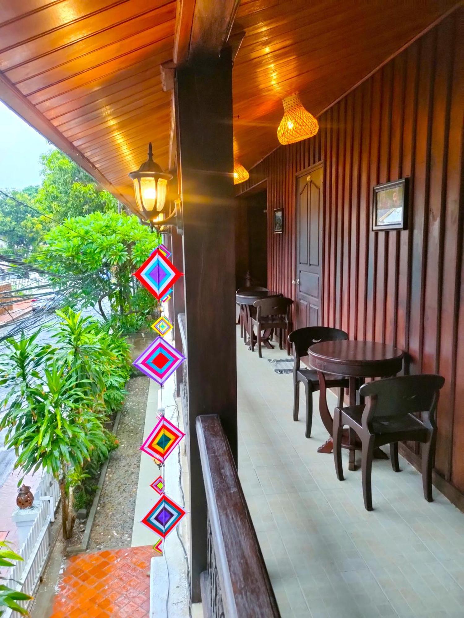 Lotus Corner - Heritage B&B Luang Prabang Dış mekan fotoğraf